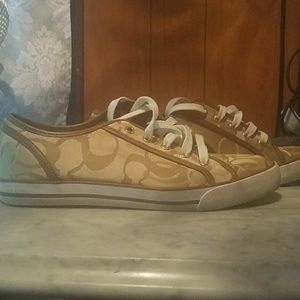 Coach Flat tennis shoes